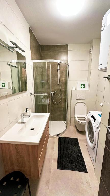 3 apartmaji v Pješčani uvali