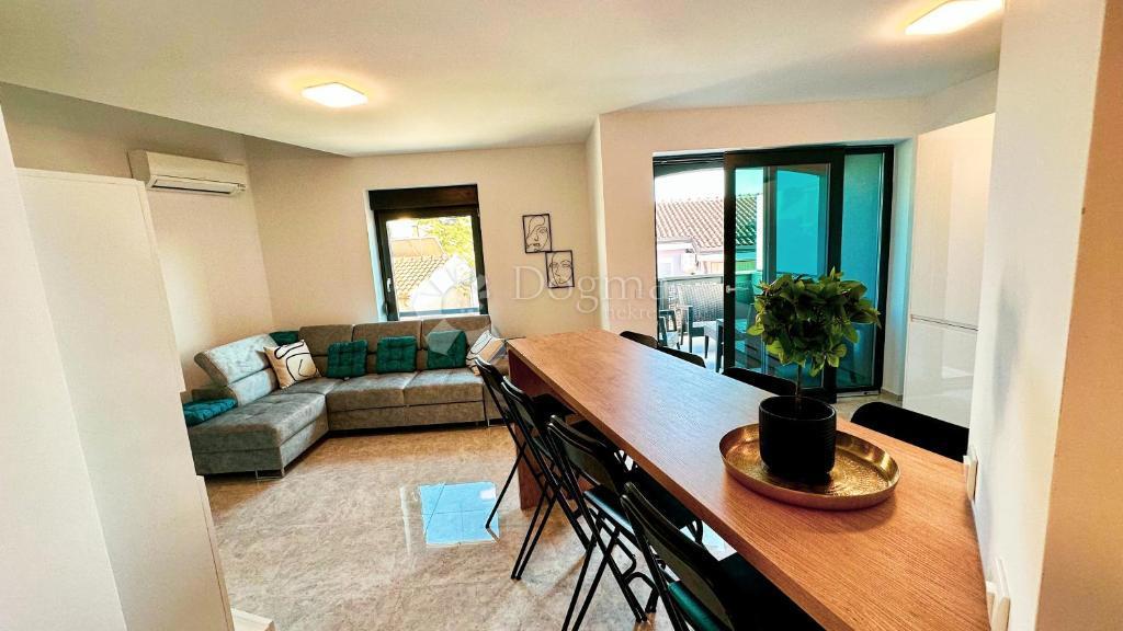 3 apartmaji v Pješčani uvali