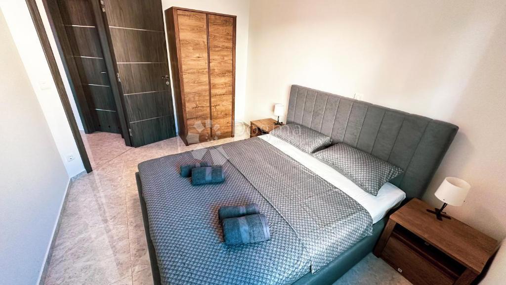3 apartmaji v Pješčani uvali