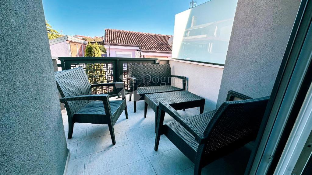 3 apartmaji v Pješčani uvali