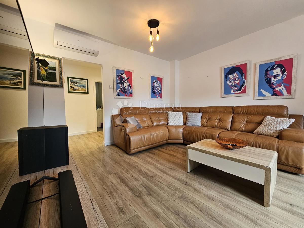 Stanovanje Umag, 77m2