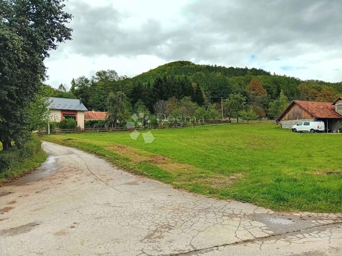 Zazidljivo zemljišče Prozor, Otočac, 2.003m2