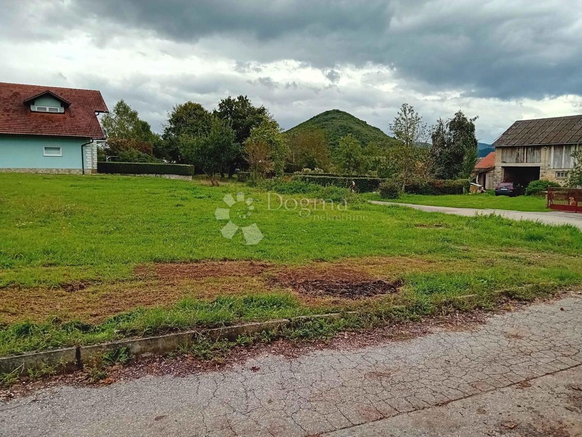 Zazidljivo zemljišče Prozor, Otočac, 2.003m2