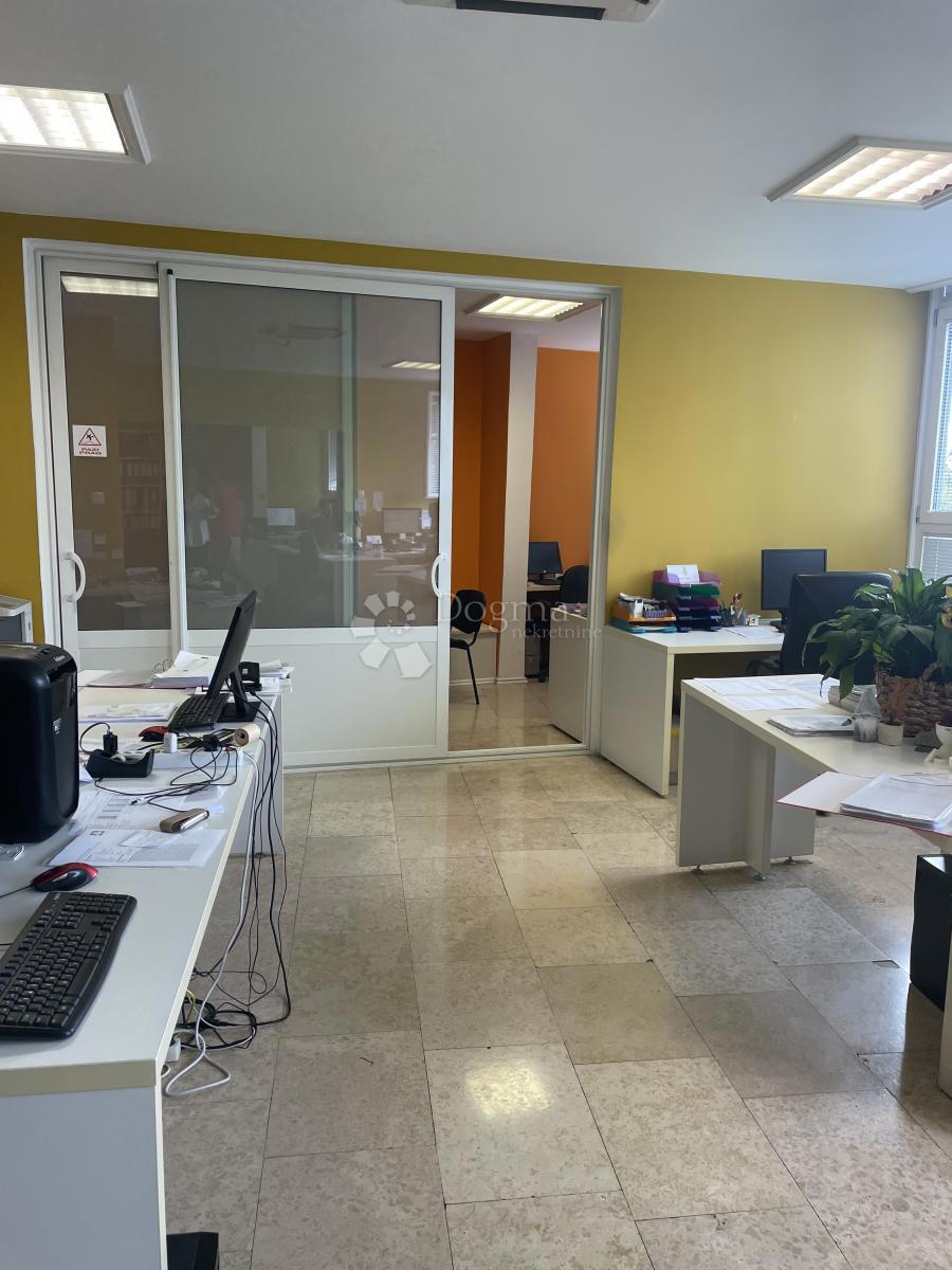 Poslovni prostor Krnjevo, Rijeka, 88m2