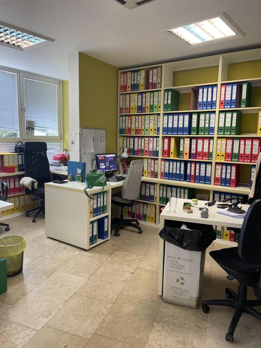 Poslovni prostor Krnjevo, Rijeka, 88m2
