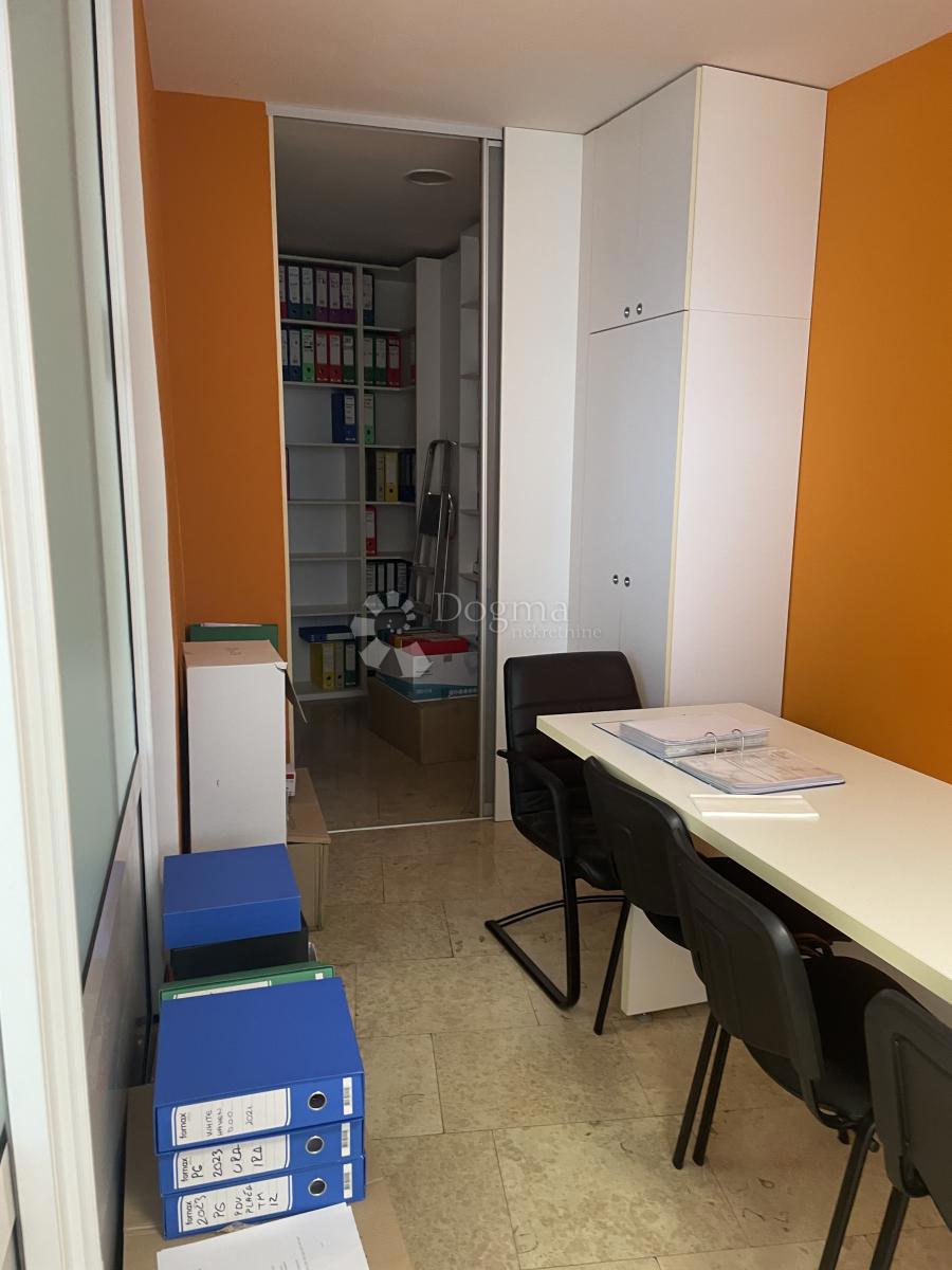 Poslovni prostor Krnjevo, Rijeka, 88m2