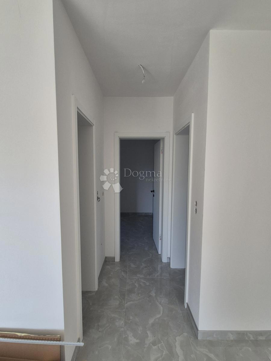 Stanovanje Seline, Starigrad, 58,07m2