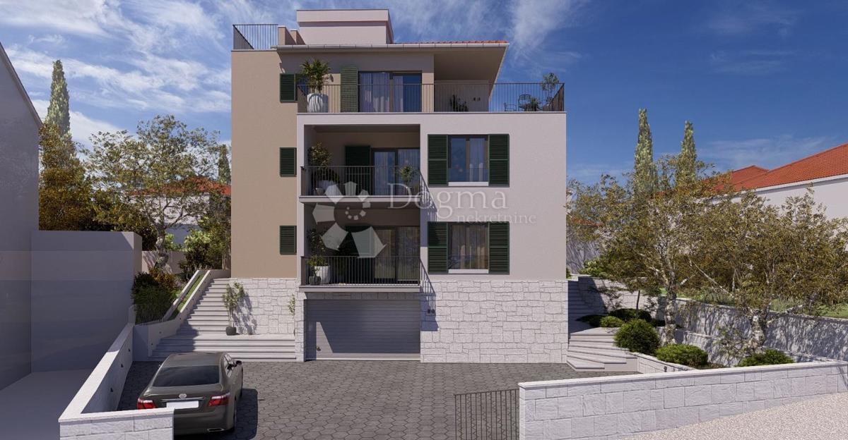 Stanovanje Okrug Gornji, Okrug, 89,24m2