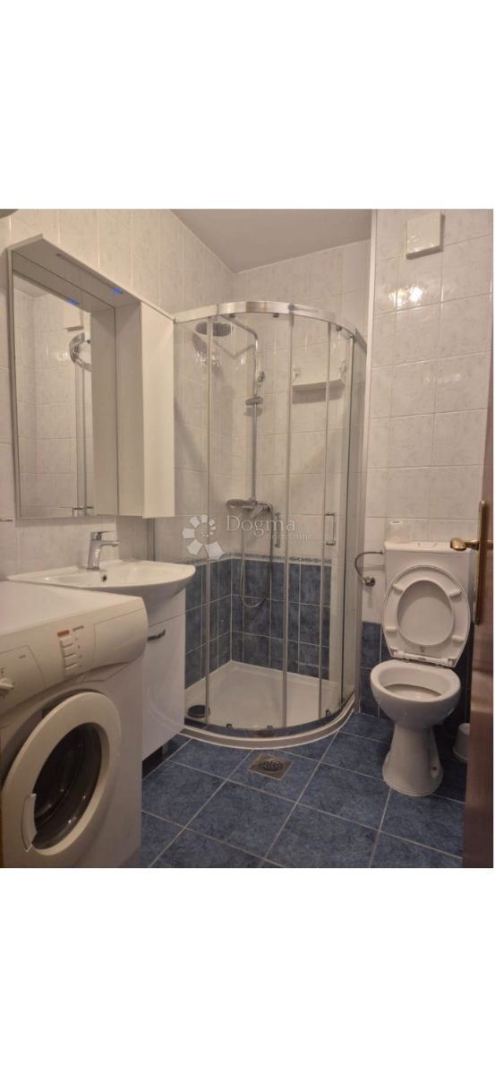 Stanovanje Duće, Dugi Rat, 49m2