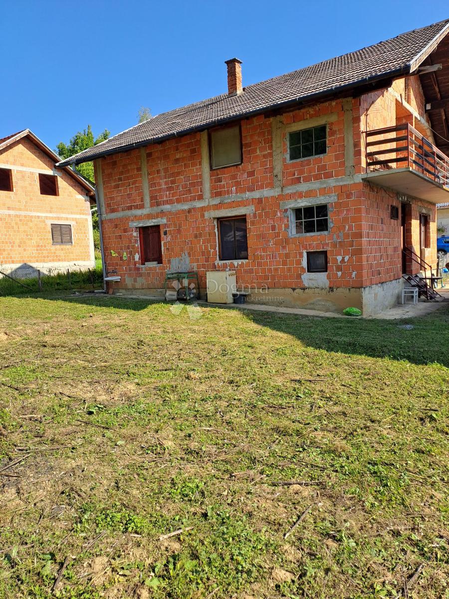 Hiša Gvozd, 196m2