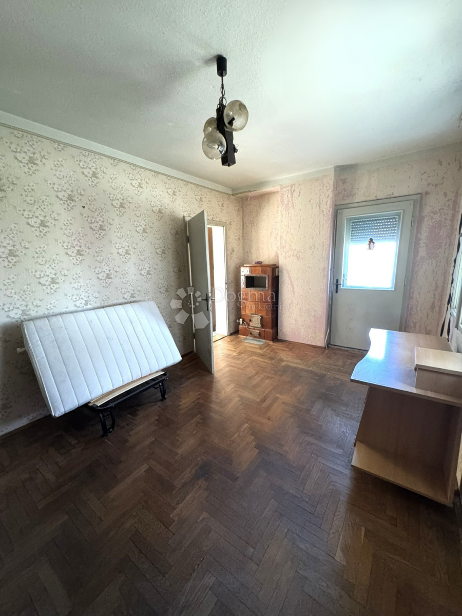 Hiša Daruvar, 210m2