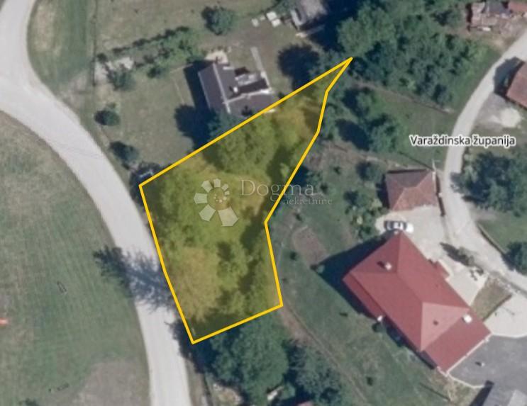 Zazidljivo zemljišče Vinica, 669m2