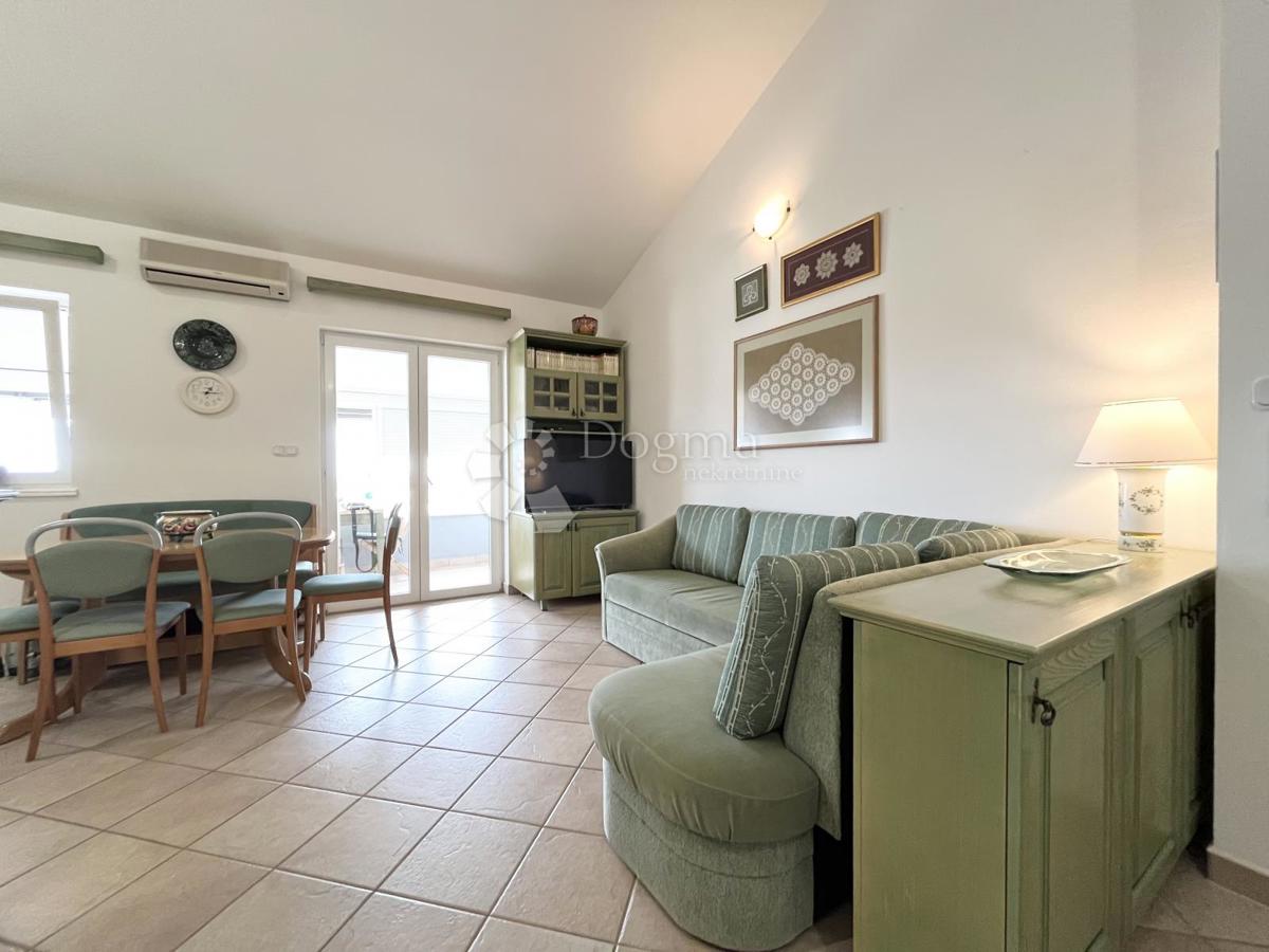 Stanovanje Novigrad, 49m2