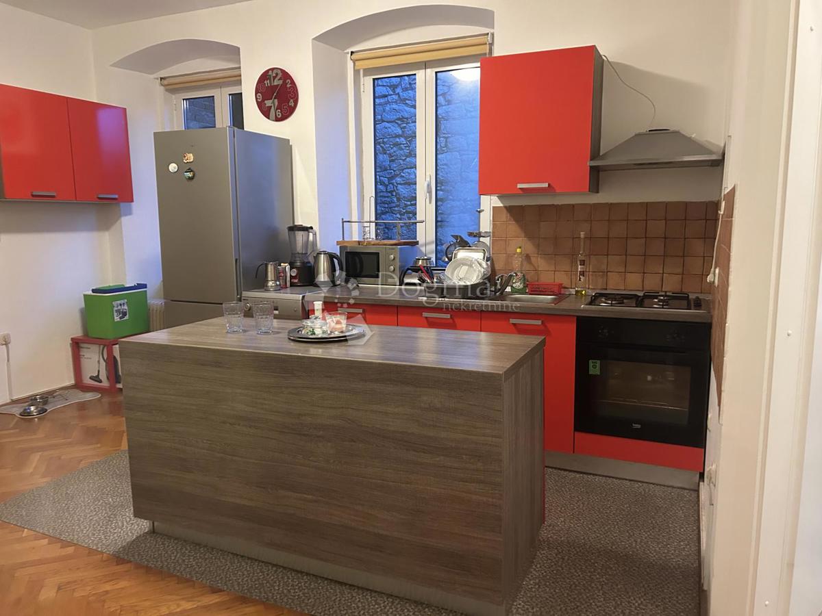 Stanovanje Centar, Rijeka, 53,22m2