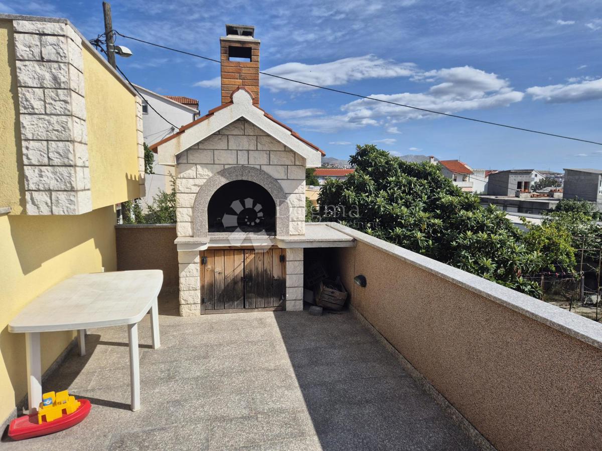 Hiša Sveti Kajo, Solin, 300m2