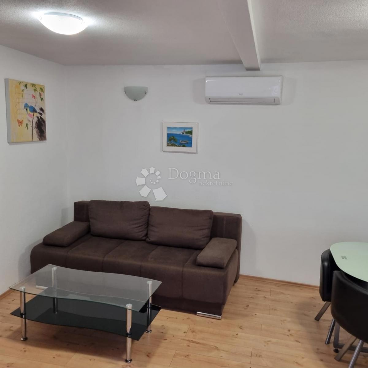 Hiša Sveti Kajo, Solin, 300m2