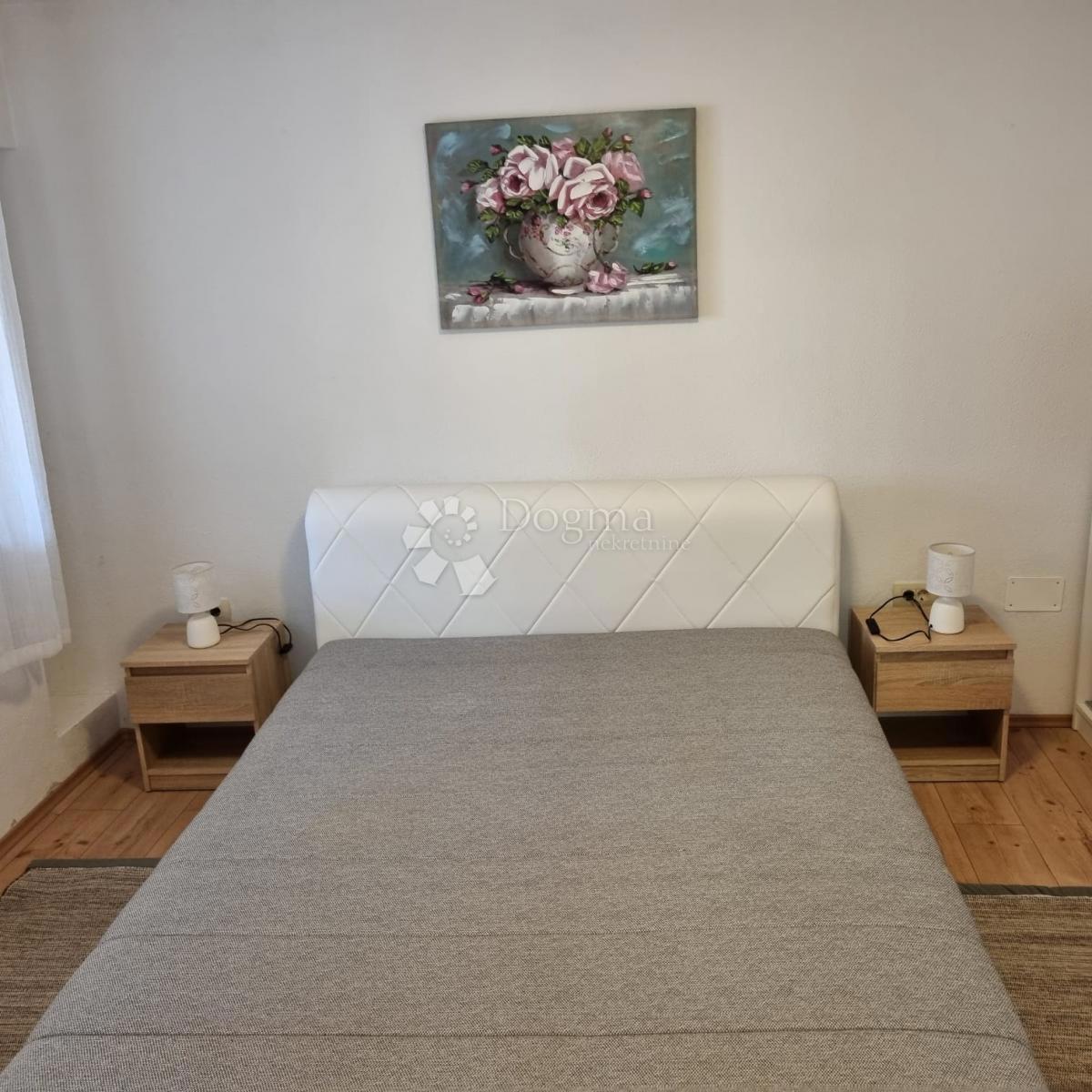 Hiša Sveti Kajo, Solin, 300m2