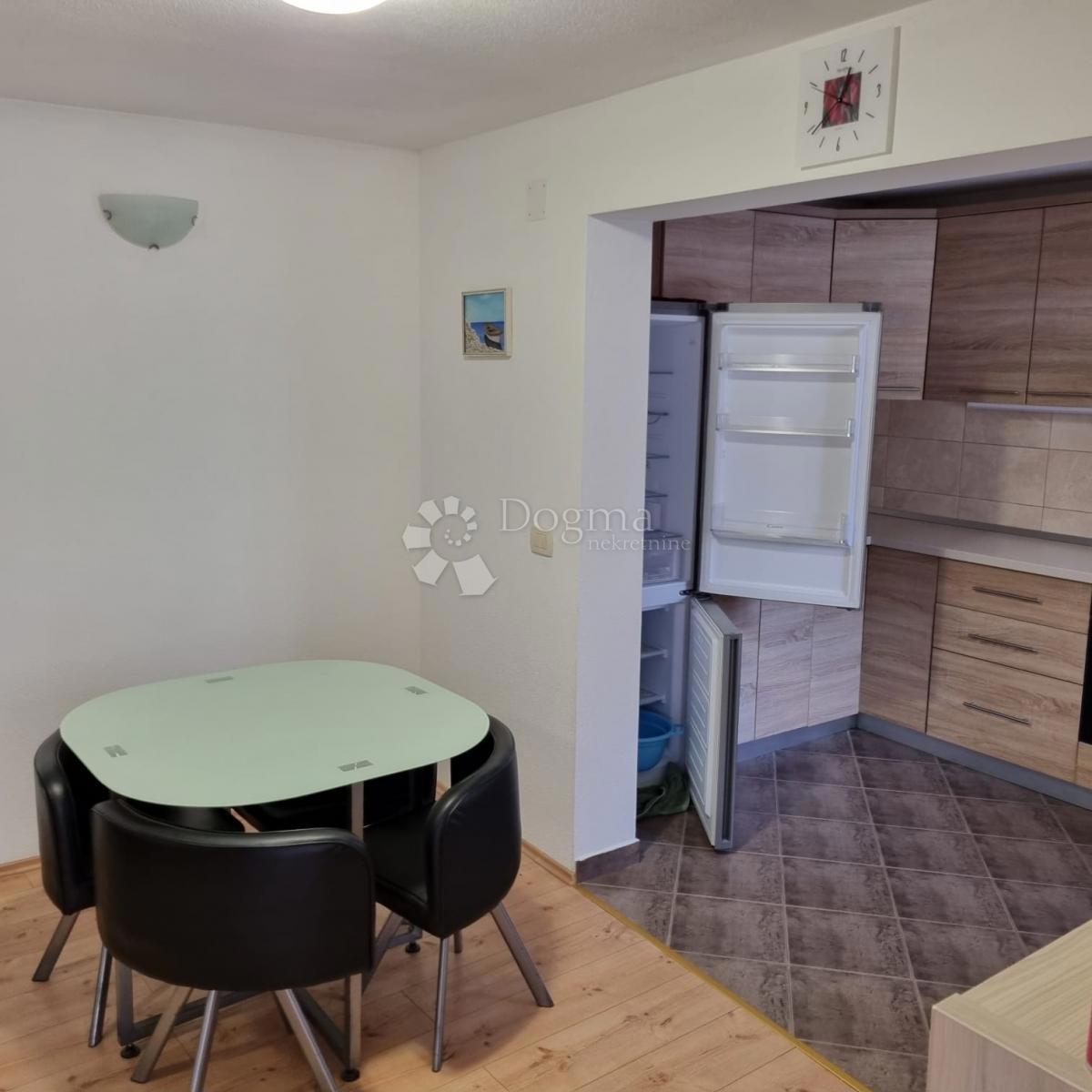 Hiša Sveti Kajo, Solin, 300m2