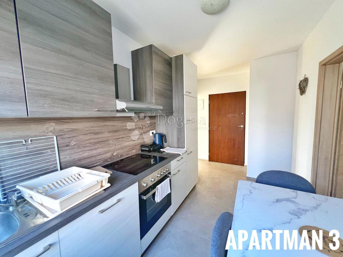 Hiša Medulin, 300m2