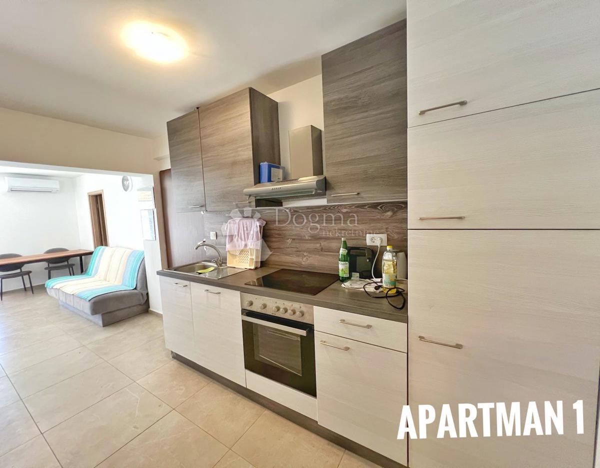 Hiša Medulin, 300m2