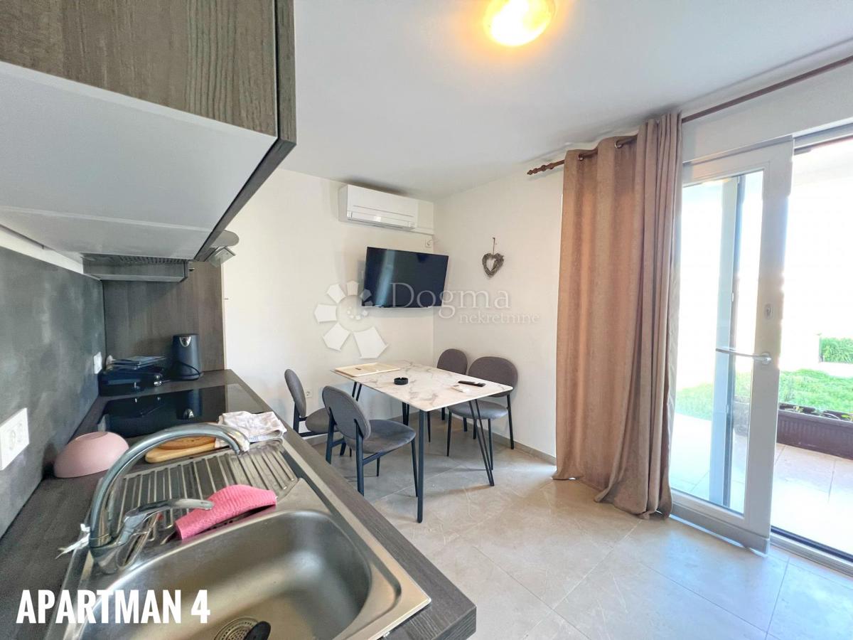 Hiša Medulin, 300m2