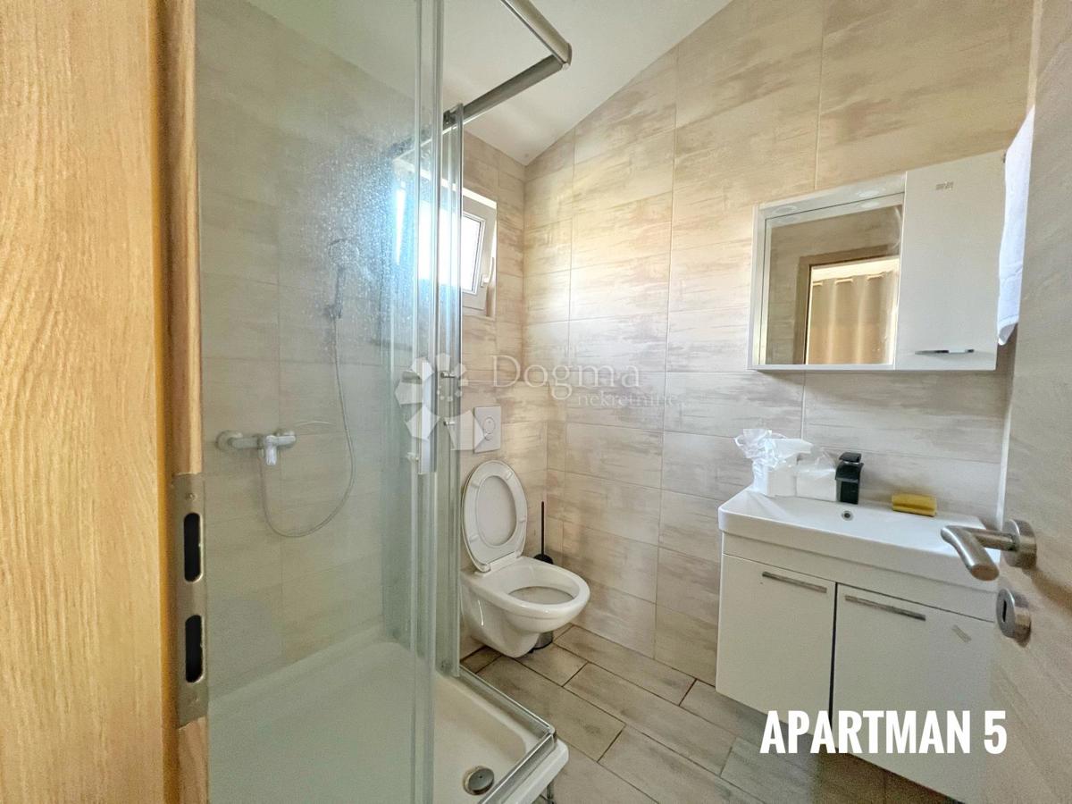 Hiša Medulin, 300m2