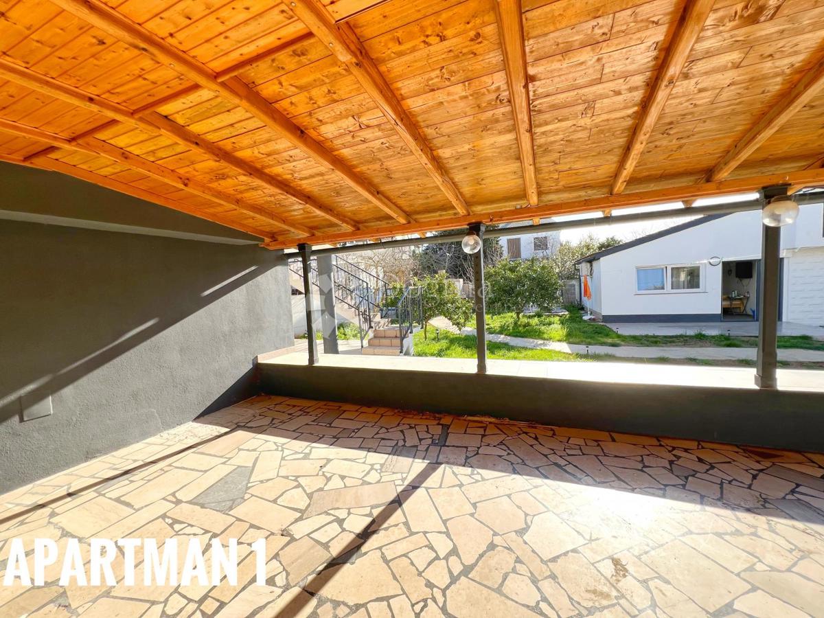 Hiša Medulin, 300m2