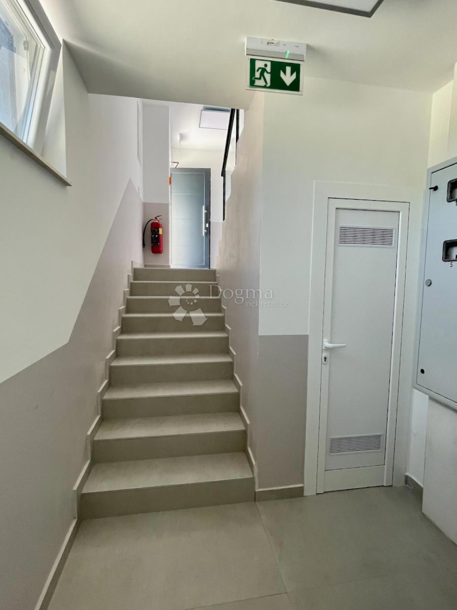 Stanovanje Maslenica, Jasenice, 107m2