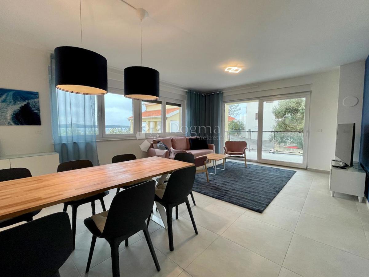 Stanovanje Maslenica, Jasenice, 107m2