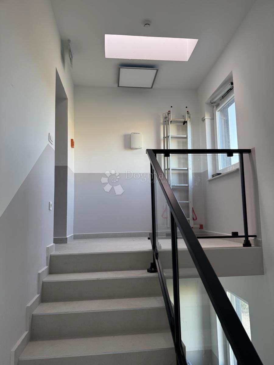 Stanovanje Maslenica, Jasenice, 107m2