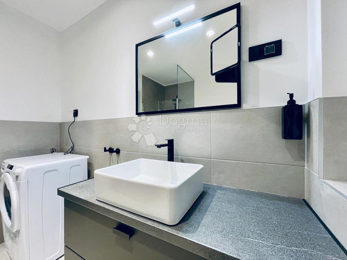 Stanovanje Maslenica, Jasenice, 107m2