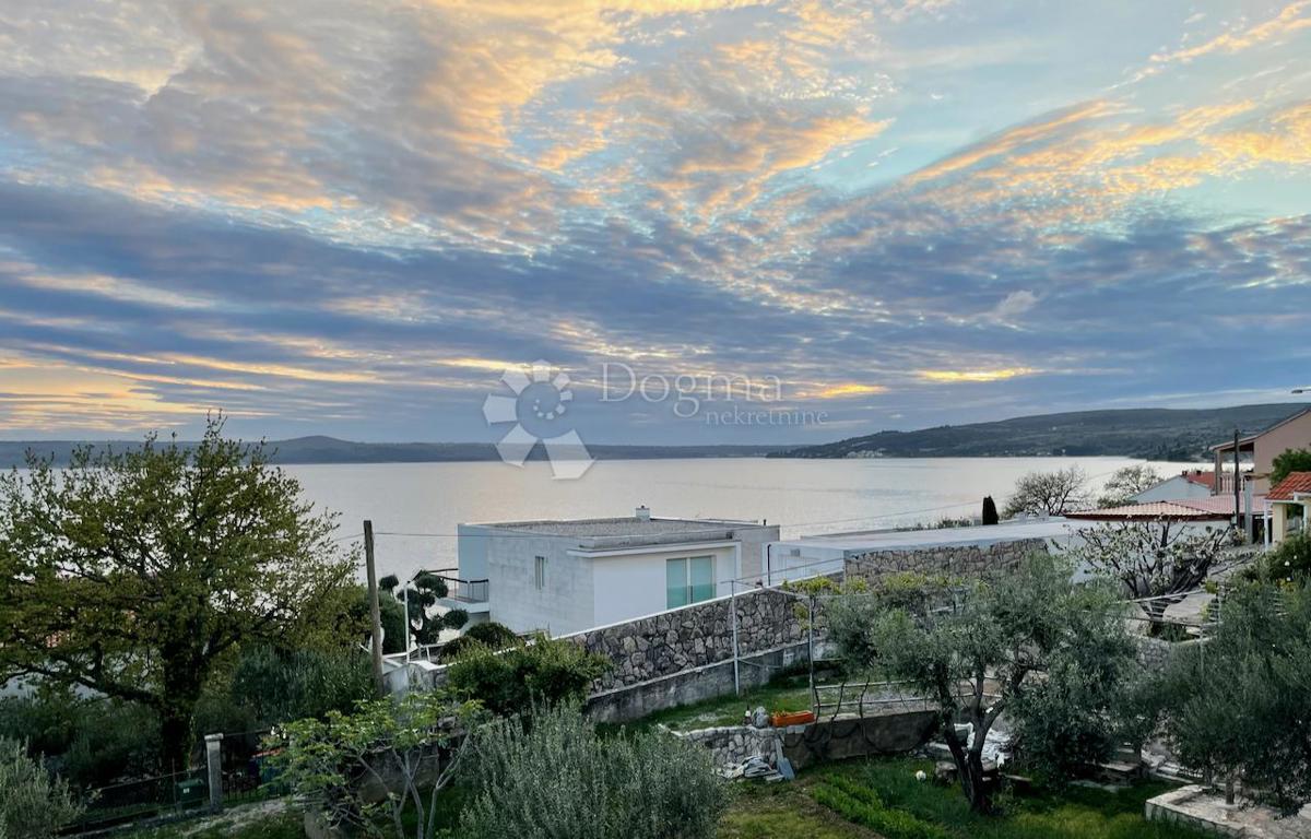 Stanovanje Maslenica, Jasenice, 107m2