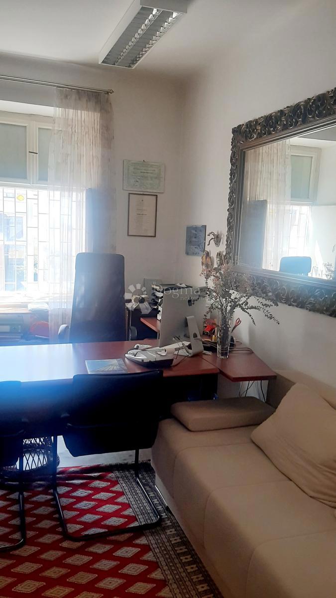Stanovanje Opatija - Centar, Opatija, 65m2
