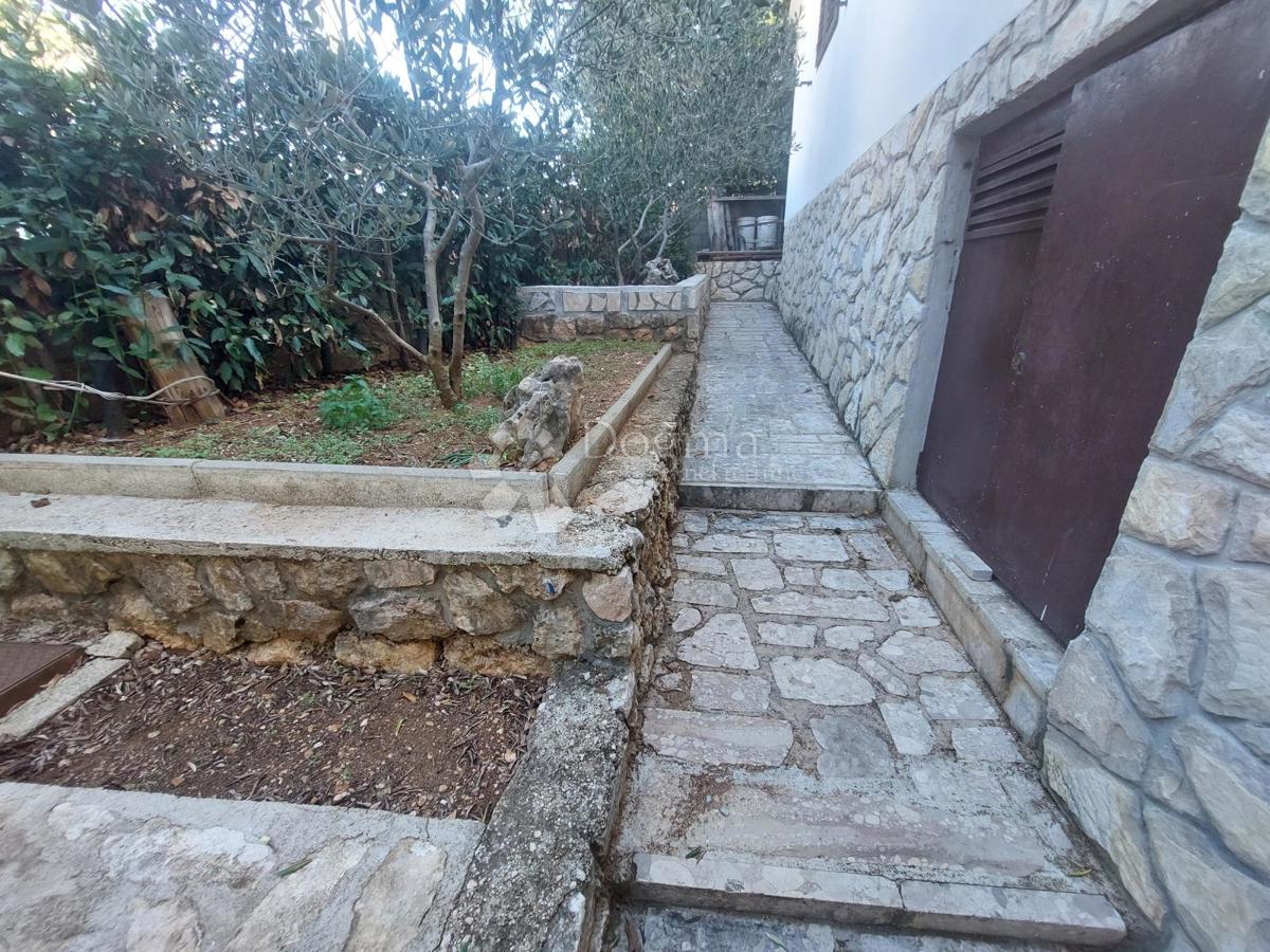 Hiša Maslenica, Jasenice, 92m2