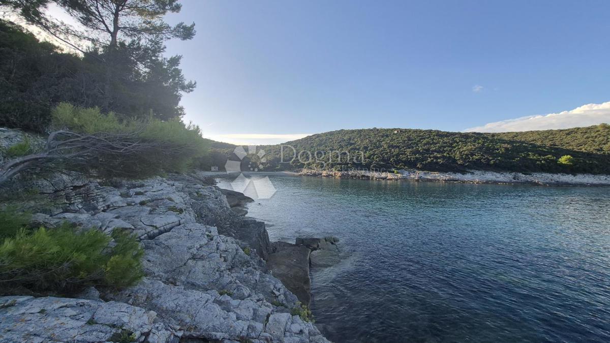 Zazidljivo zemljišče Peruški, Marčana, 493m2