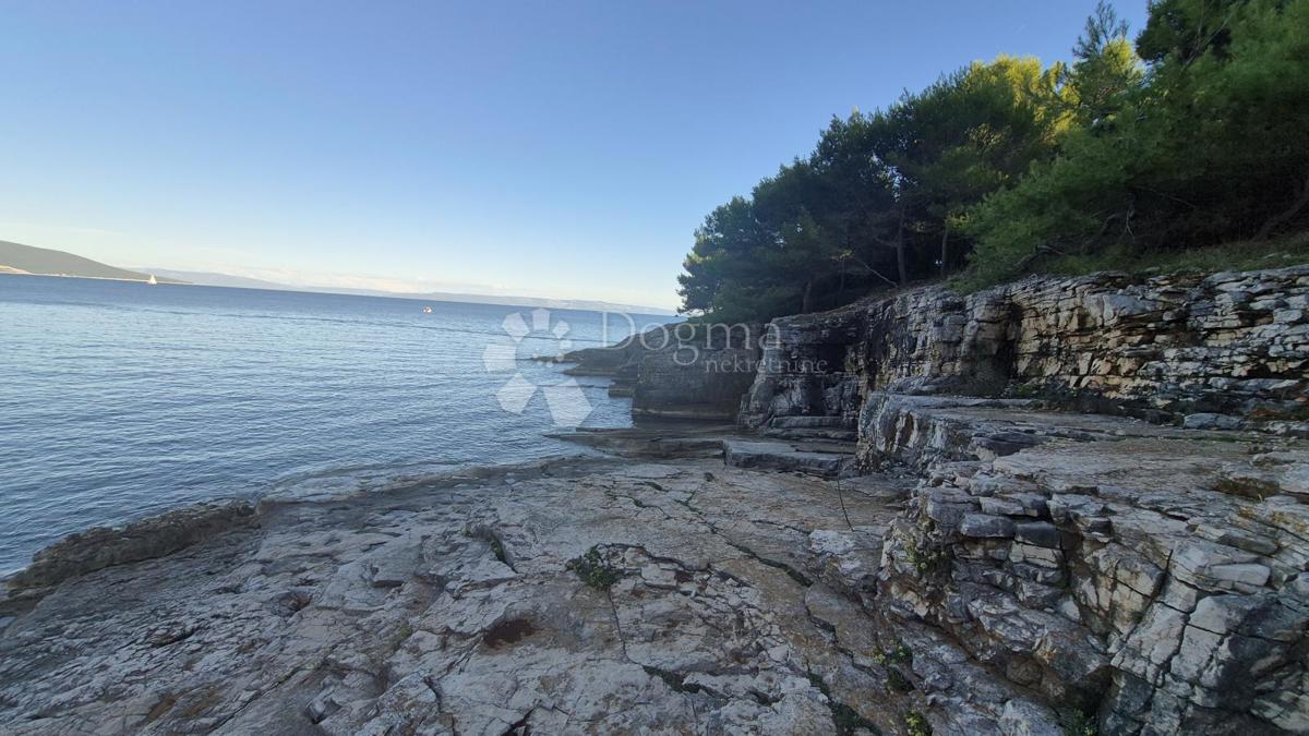 Zazidljivo zemljišče Peruški, Marčana, 493m2