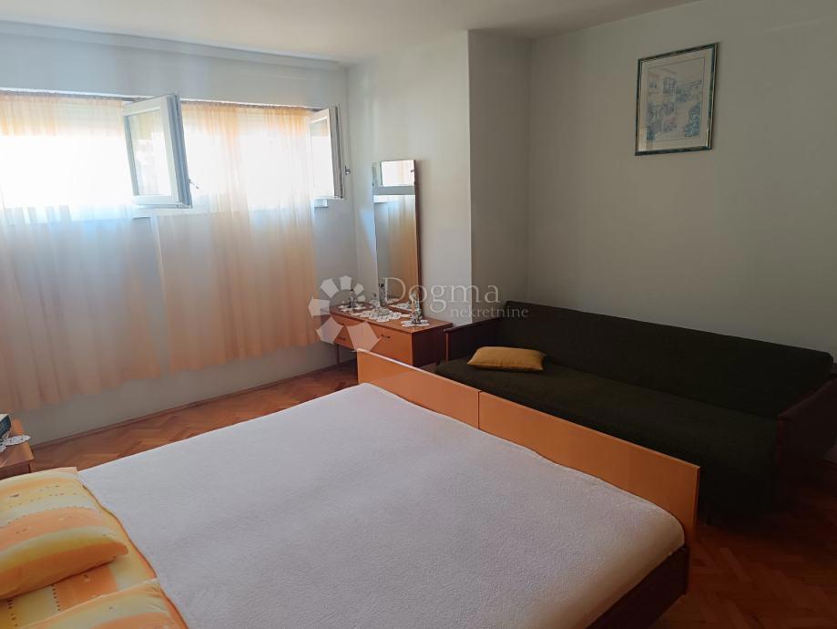 Stanovanje Varoš, Šibenik, 65m2