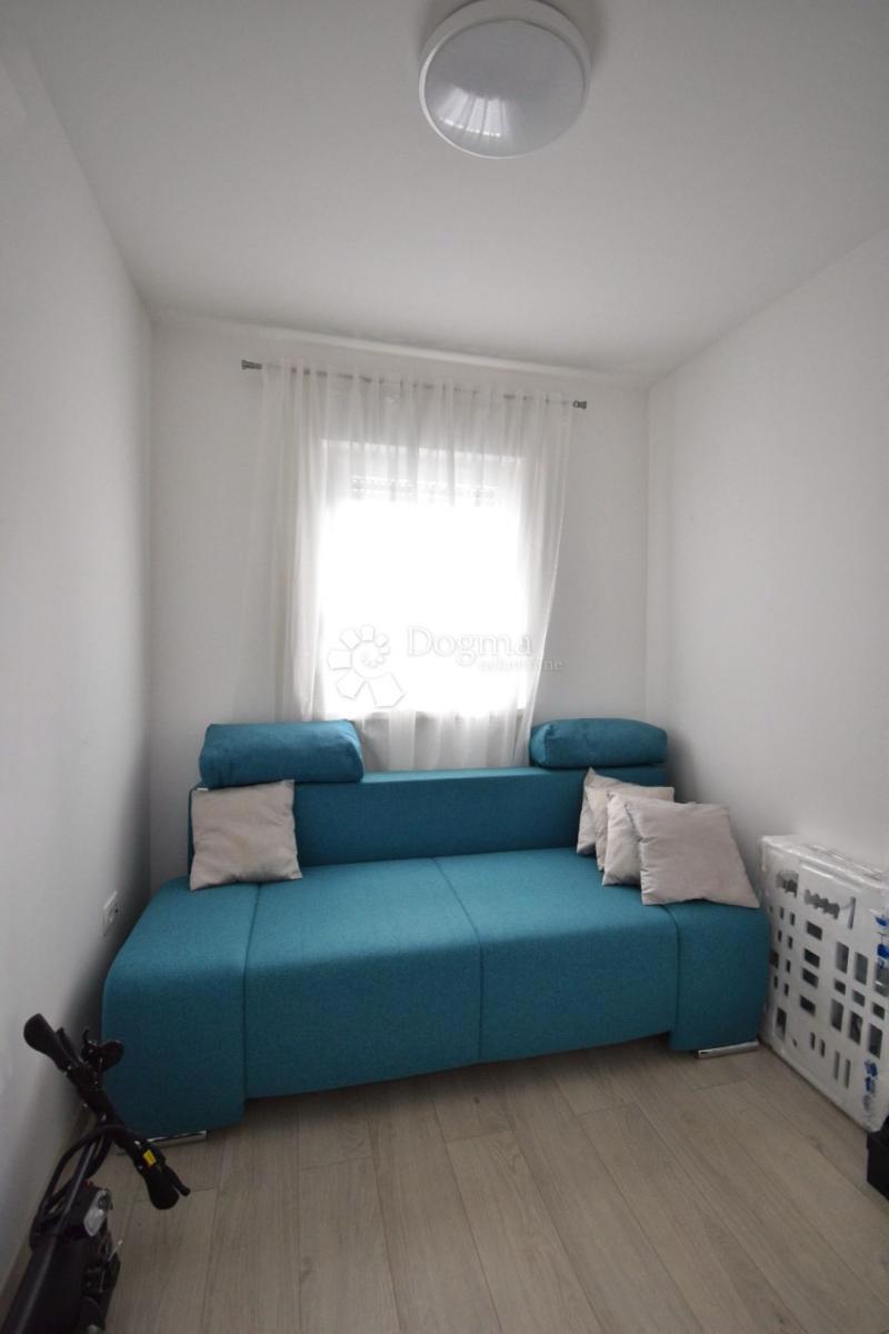 Stanovanje Centar, Pula, 55m2