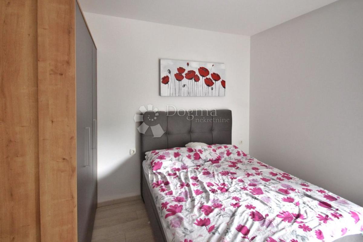 Stanovanje Centar, Pula, 55m2