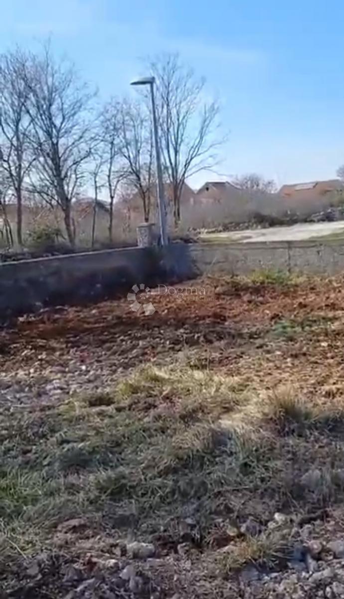 Zazidljivo zemljišče Čista Velika, Vodice, 875m2