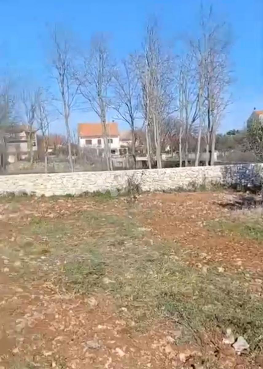 Zazidljivo zemljišče Čista Velika, Vodice, 875m2