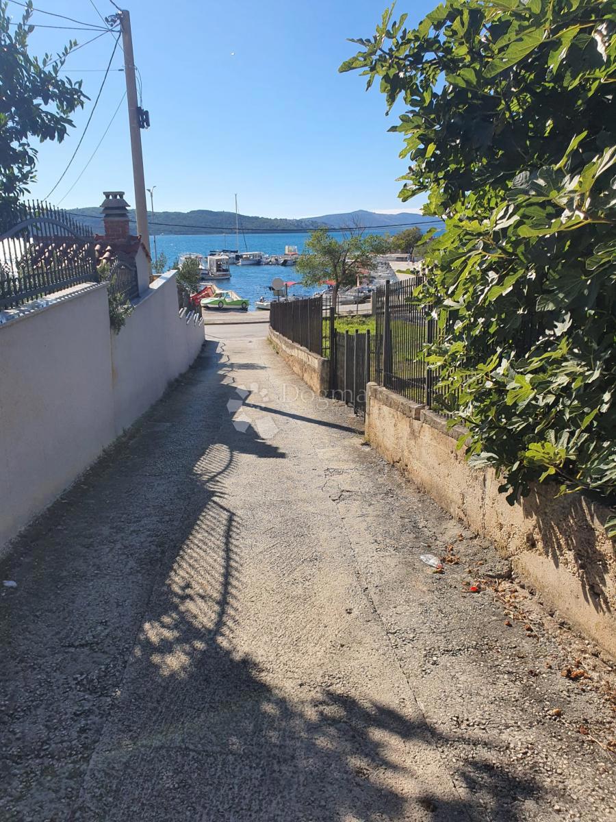 Stanovanje Okrug Gornji, Okrug, 58,50m2