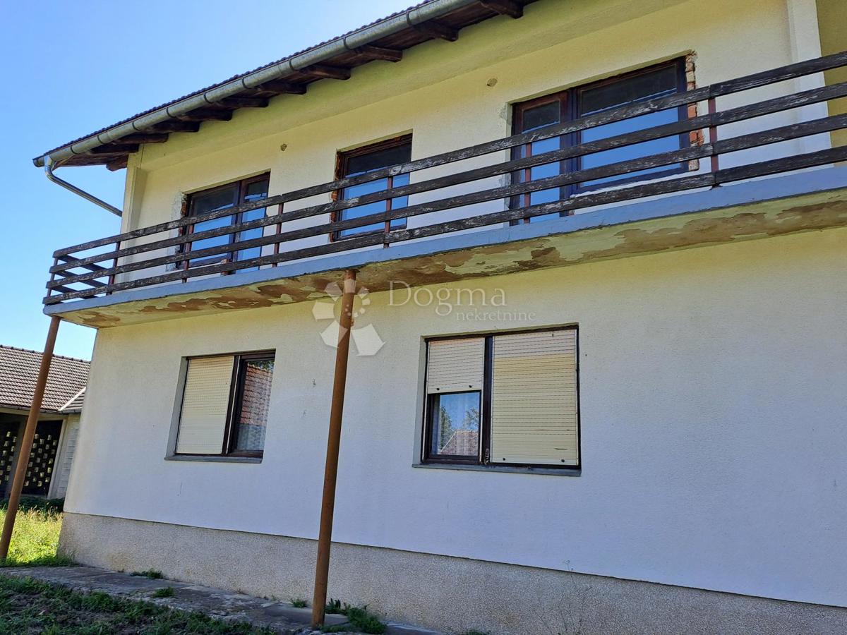 Hiša Pješčanica, Gvozd, 180m2