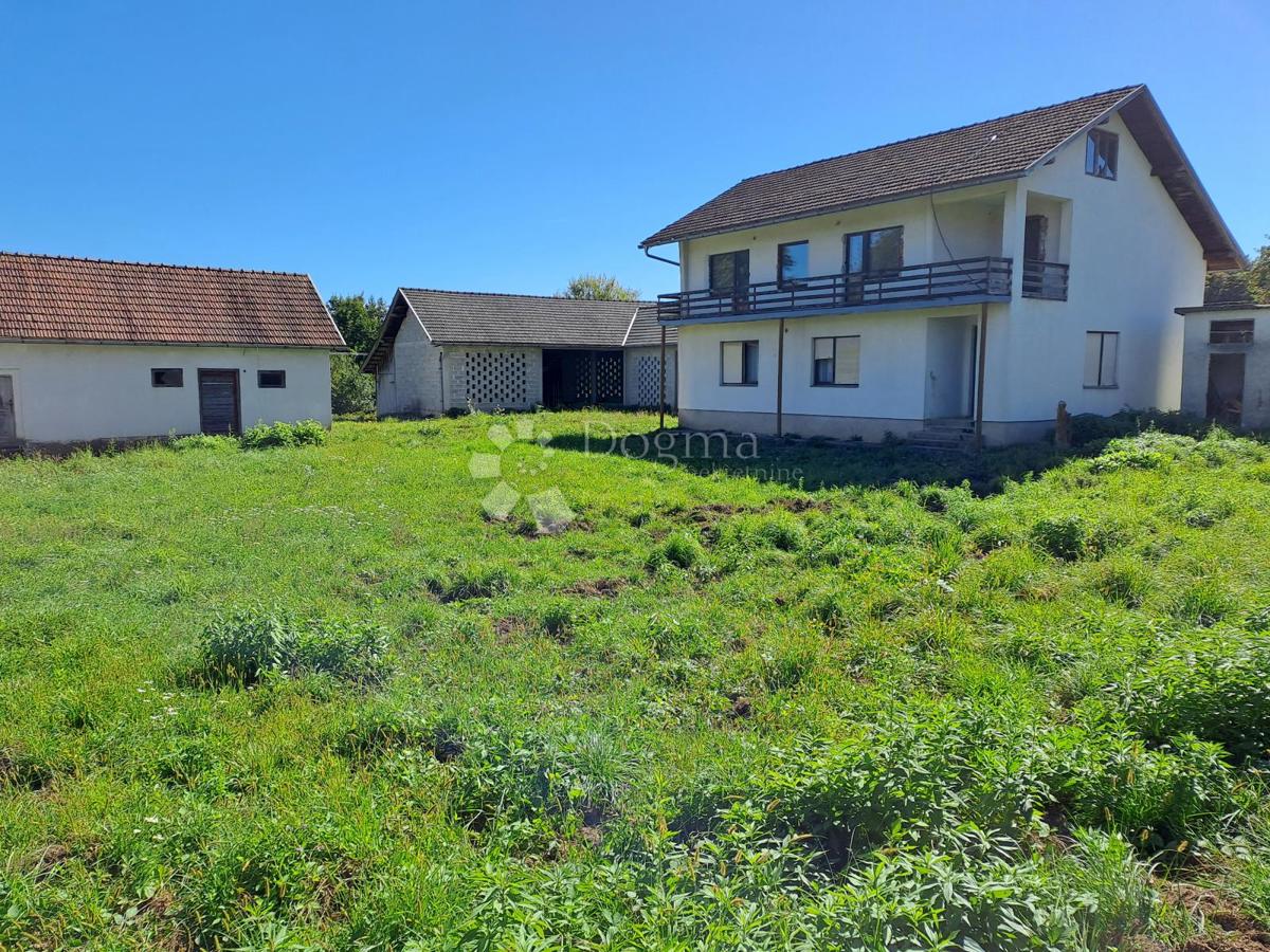 Hiša Pješčanica, Gvozd, 180m2