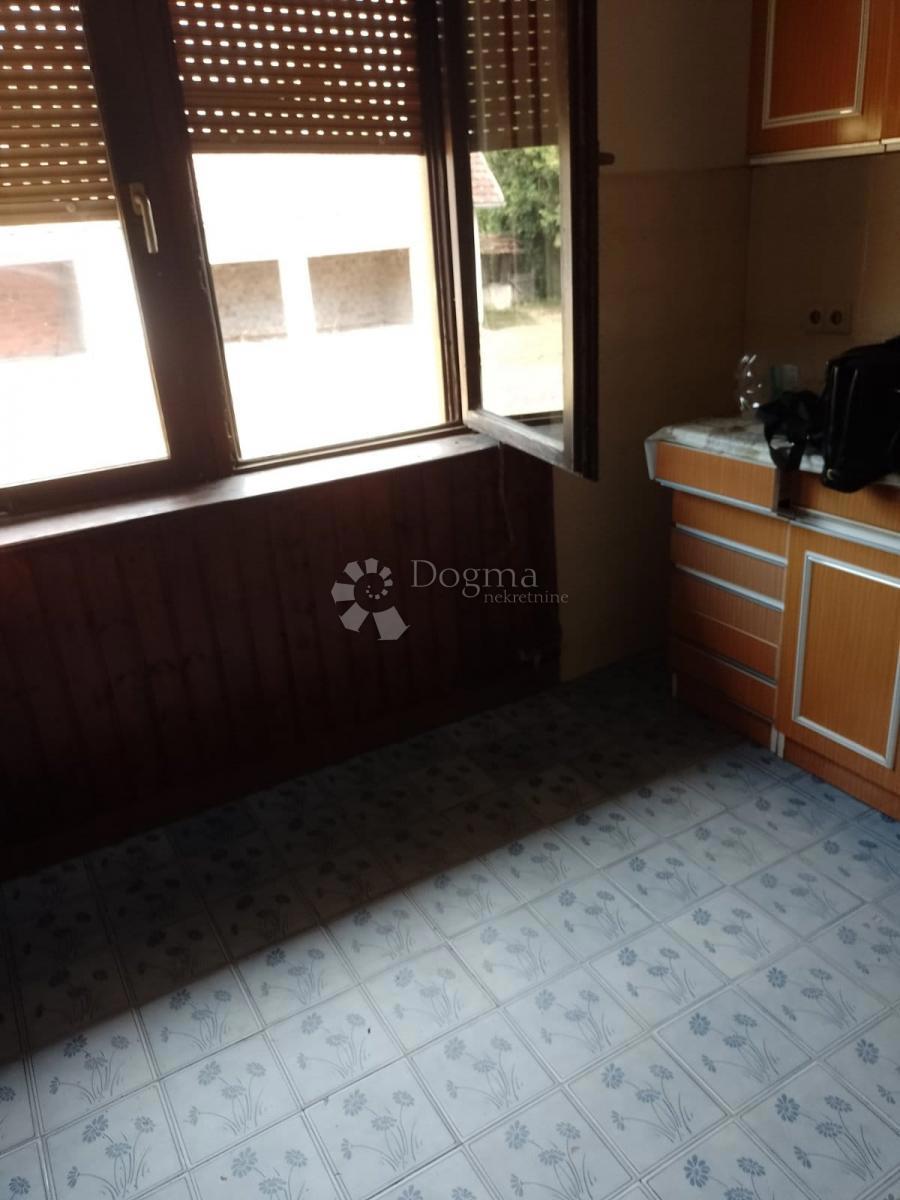 Hiša Pješčanica, Gvozd, 180m2