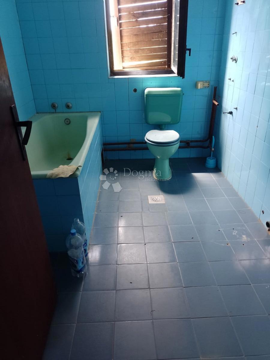 Hiša Pješčanica, Gvozd, 180m2