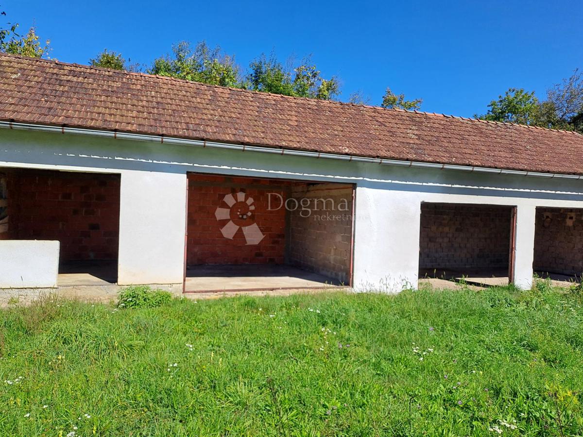 Hiša Pješčanica, Gvozd, 180m2