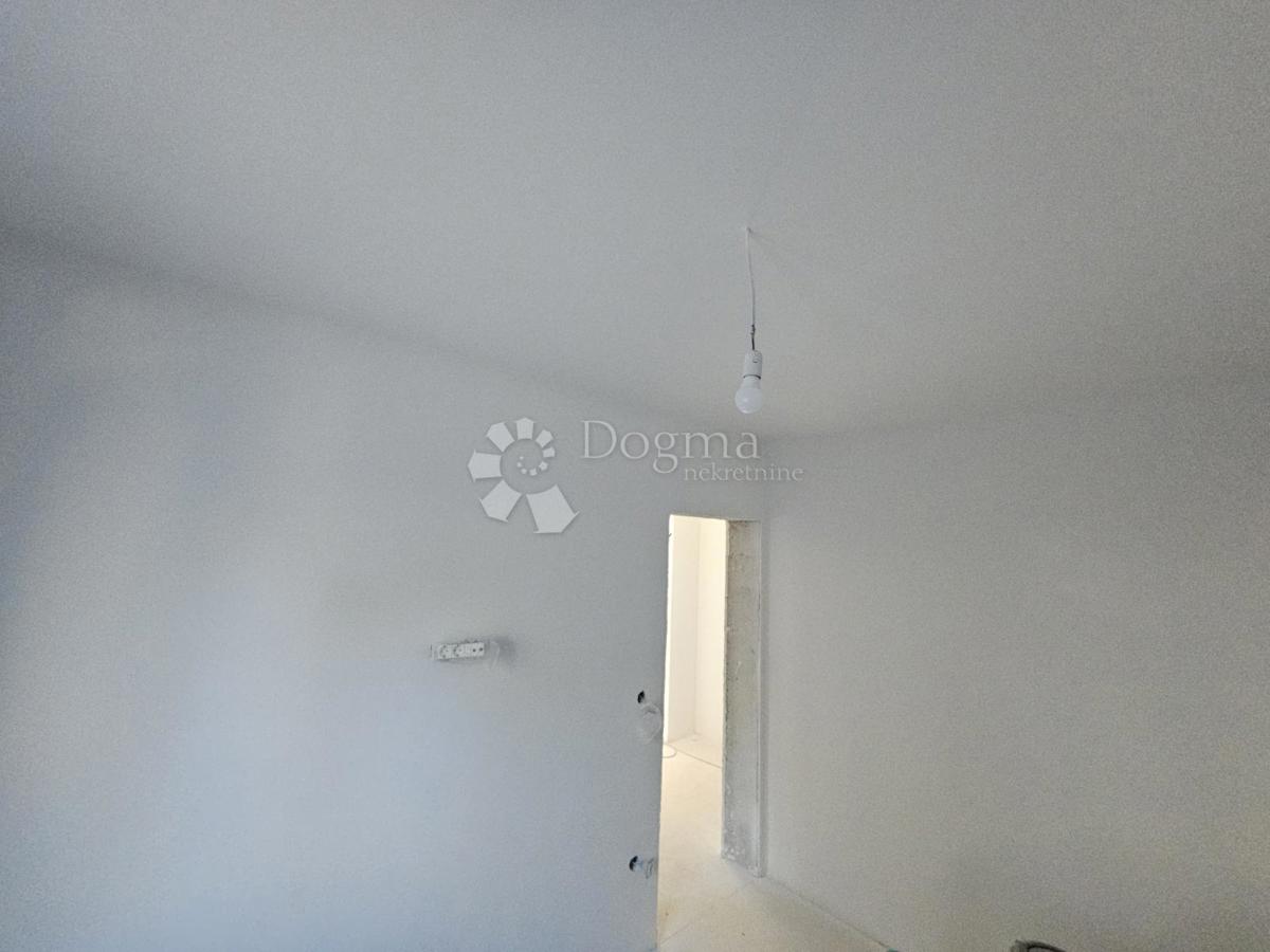 Stanovanje Seget Donji, Seget, 62m2