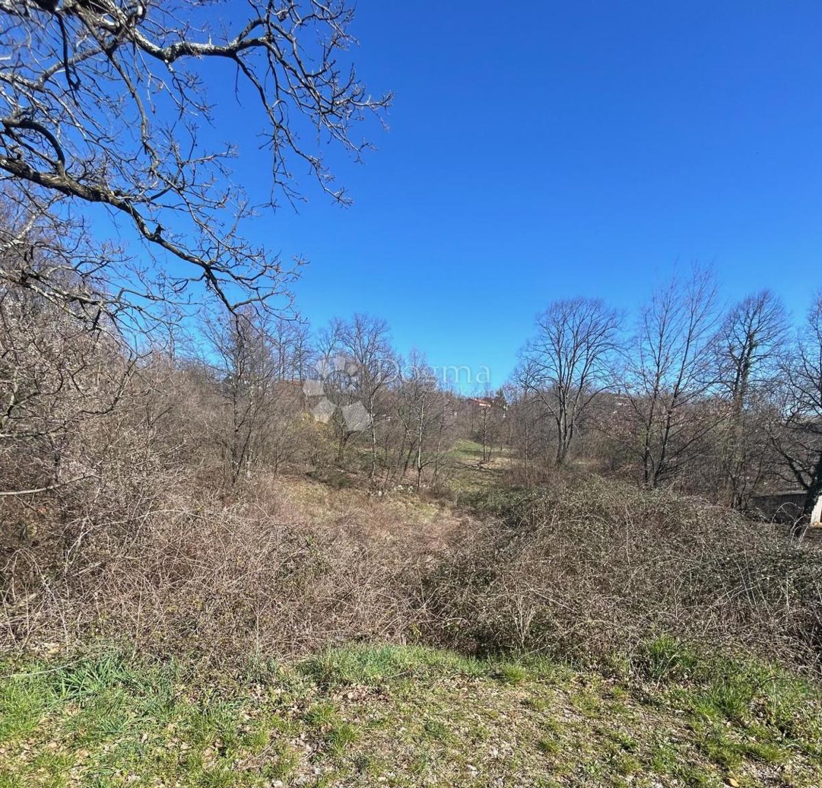 Zazidljivo zemljišče Drenova, Rijeka, 1.948m2