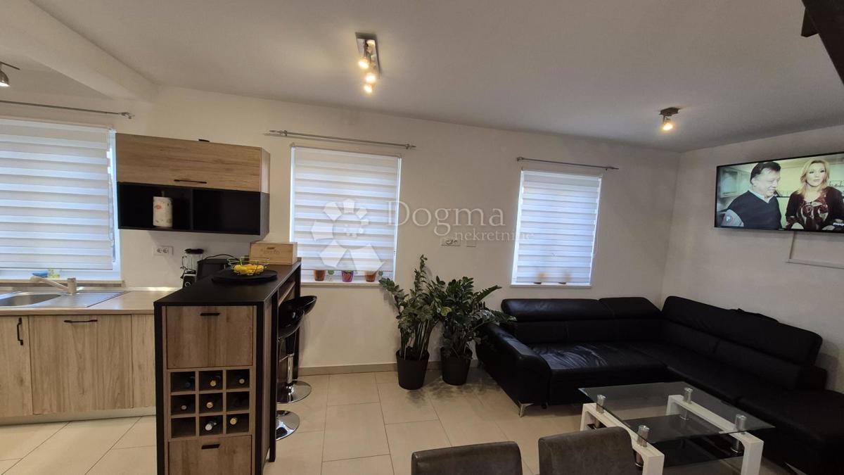 Dupleks stanovanje velikosti 91,05 m2 v Balah